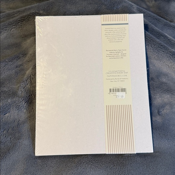 Paper Source Weekly Rituals & Intentions Notepad - Picture 2 of 3